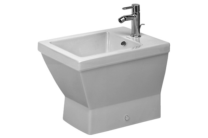 The Ceramics on this Bidet from Duravit have been coated with WonderGliss will stay smooth, attractive-looking and clean for a long time to come. With  overflow, with tap platform, fixings included, overflow clip chrome include.